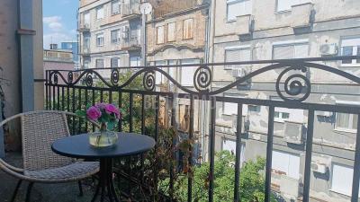 small_img_10