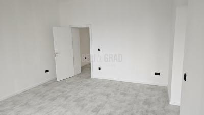 small_img_2