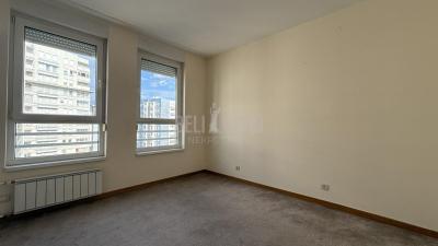 small_img_11