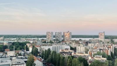 small_img_10