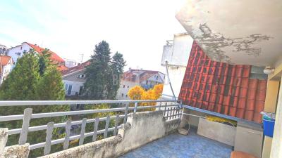 small_img_10